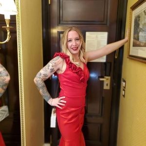 Meet your Posher, Robyn